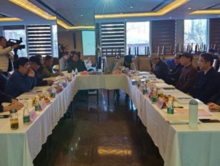 呂國(guó)英《“氣墨靈象”藝術(shù)論》學(xué)術(shù)研討會(huì)在京舉辦