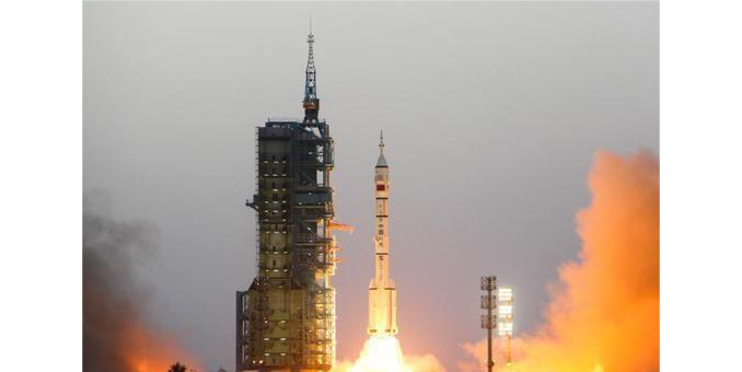 賀神舟十七號載人飛船發(fā)射升空成功