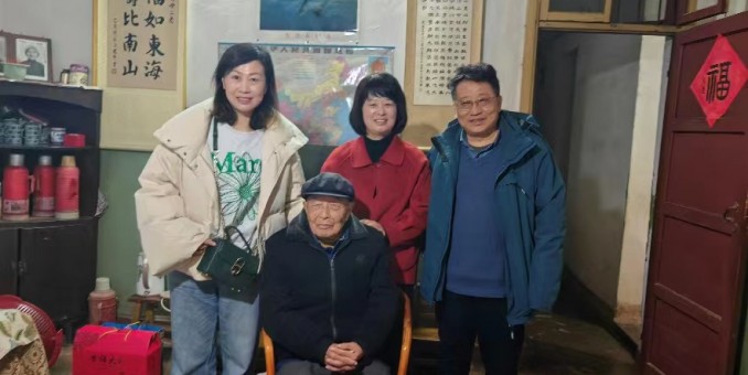 眾口風(fēng)評(píng)前進(jìn)好  有恒孝義令人欽