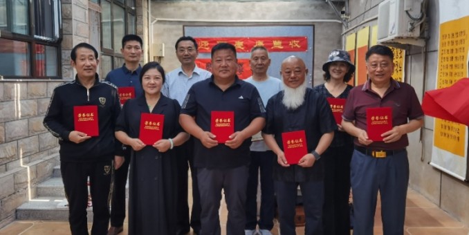 抒懷潑墨書昌世 西水甘泉萬古流--現(xiàn)代書畫網(wǎng)“迎國慶 慶豐收”書畫名家筆會舉行