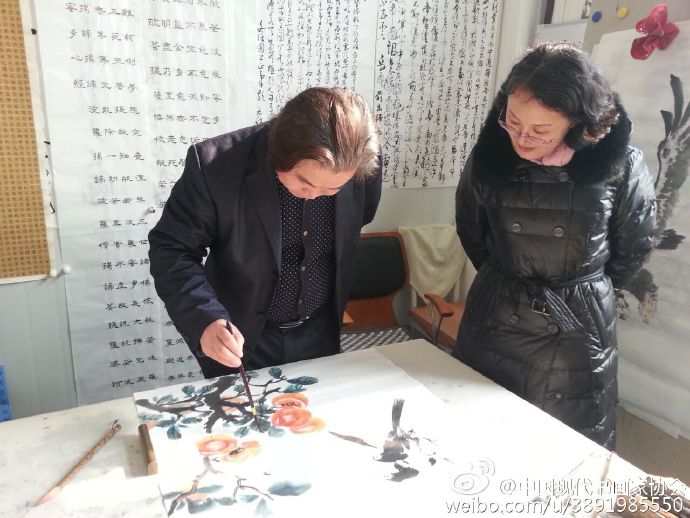 中國現(xiàn)代書畫家協(xié)會(huì)威海年會(huì),在威海僑鄉(xiāng)號(hào)游輪圓滿落幕！