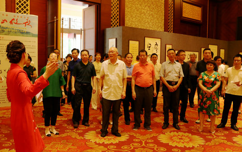 “井岡山放歌”王云鵬鵬體草書及友人書畫展在吉安舉行 “井岡山放歌”王云鵬鵬體草書及友人書畫展在吉安舉行