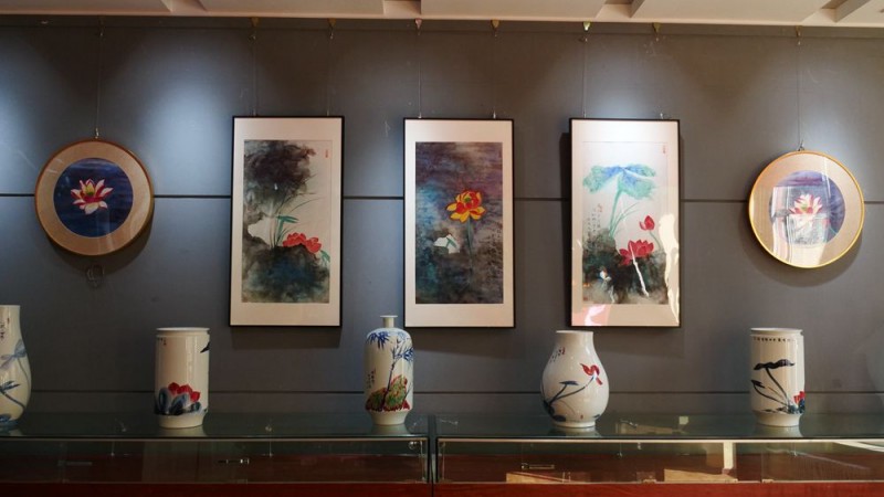 &ldquo;荷風(fēng)逸趣＂&mdash;林清泉荷花作品展在京展出