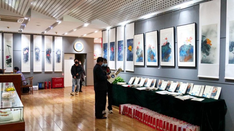 &ldquo;荷風(fēng)逸趣＂&mdash;林清泉荷花作品展在京展出