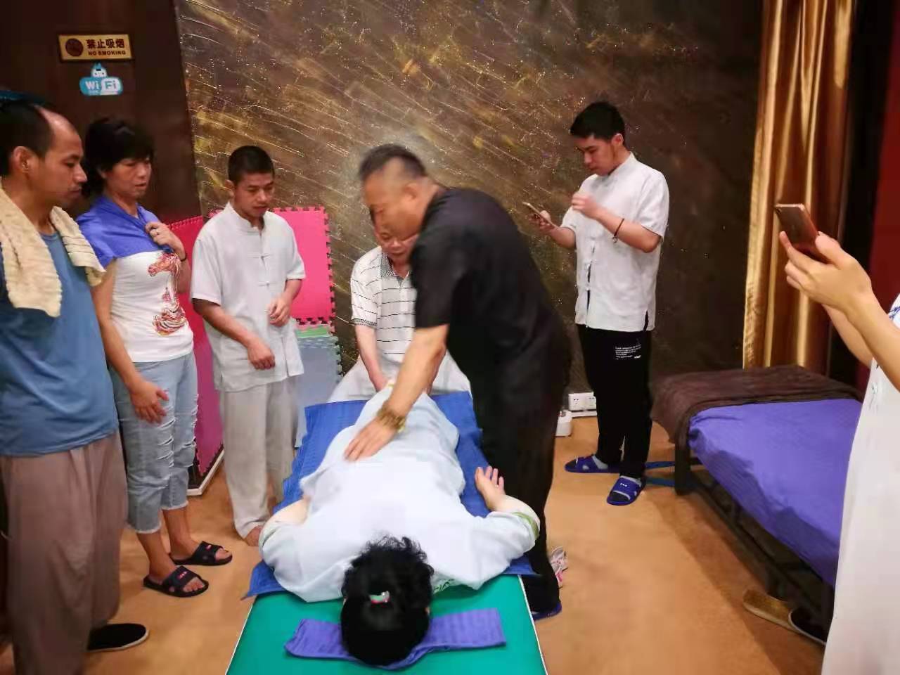 悲智雙運 醫(yī)術精湛，中醫(yī)傳人——杜愛民